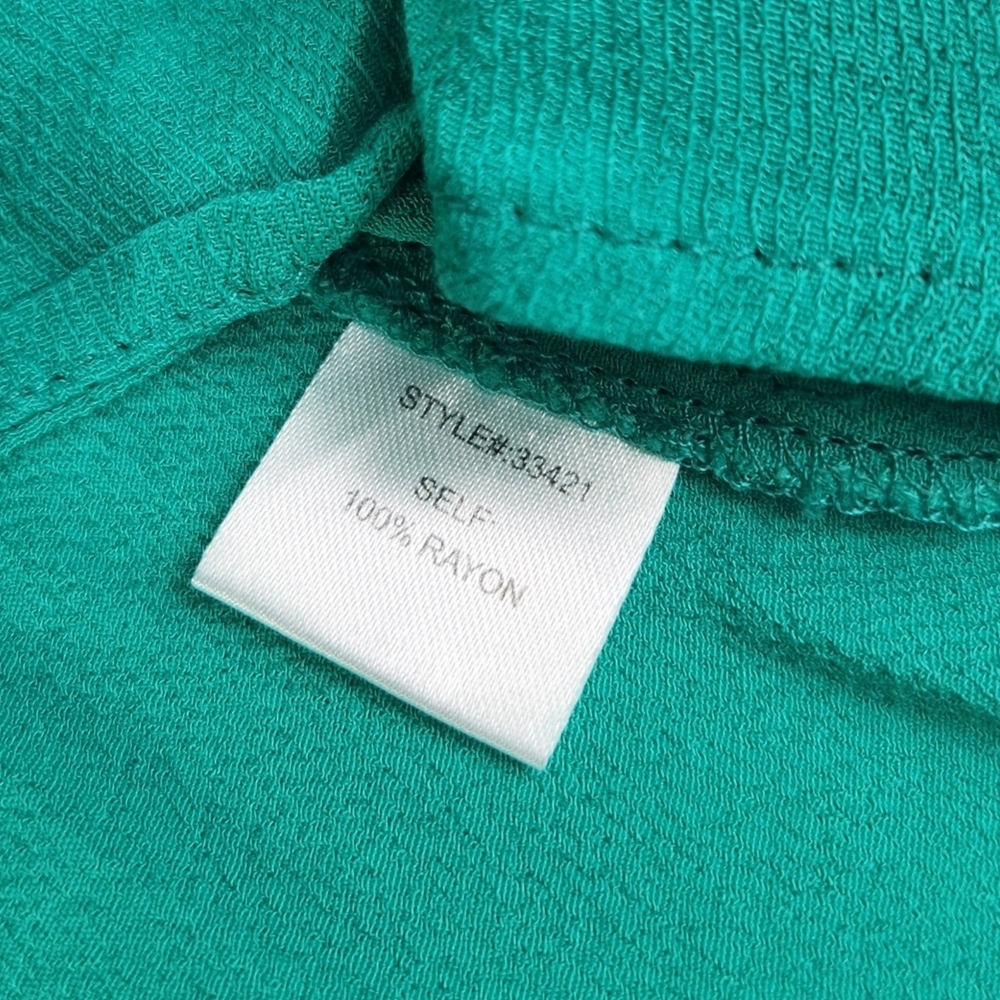 Skies Are Blue Gena Cut Out Detail Top Teal Green Blouse XL V-Neck Cap Sleeve - Picture 9 of 11